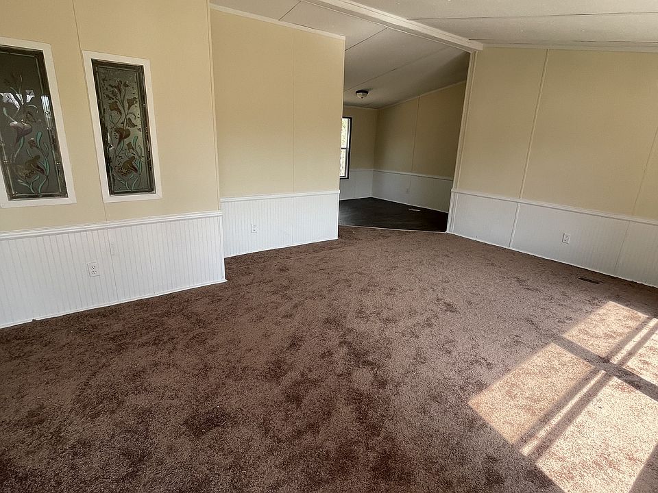 1st image of 251 New Cassel Dr