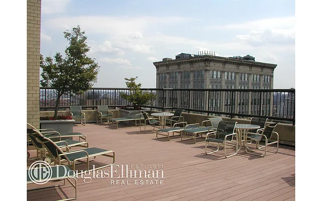 Rented by Douglas Elliman | media 26