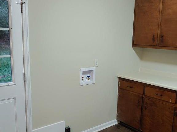 2nd image of 630 - 632 Freeman Drive #630