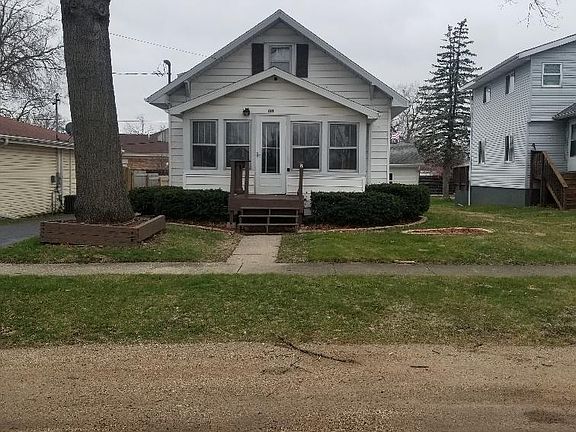3rd image of 814 Avenue A
