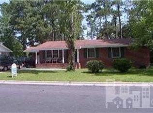 718 W Burkhead St, Whiteville, NC 28472