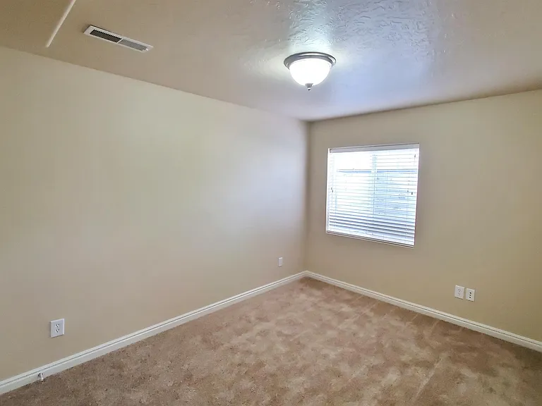 483 E Apple Blossom Ln — Photo 31