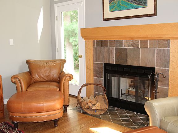 5th image of 22 Waterview Dr