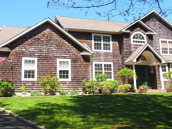 2nd image of 138 Malloy Dr