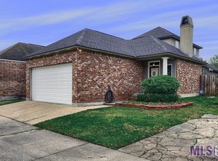 4230 Jefferson Woods Dr, Baton Rouge, LA 70809