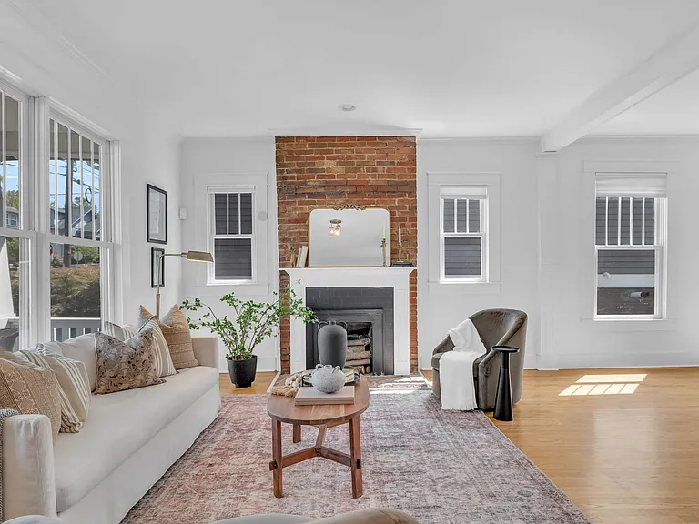 1814 Duncan Ave — Photo 11
