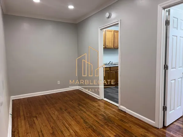 128-129 Chancellor Ave, Newark, NJ