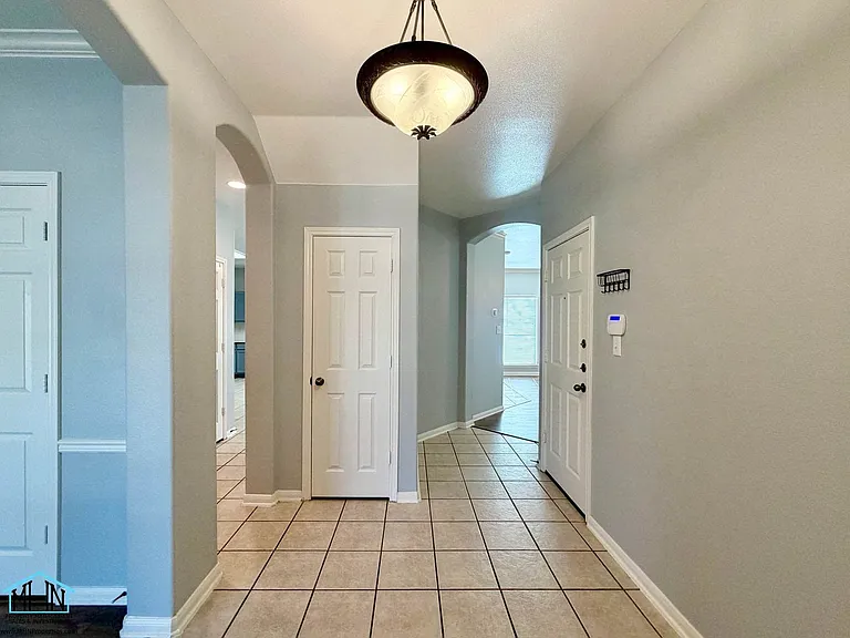 518 Willow Grove Dr — Photo 14