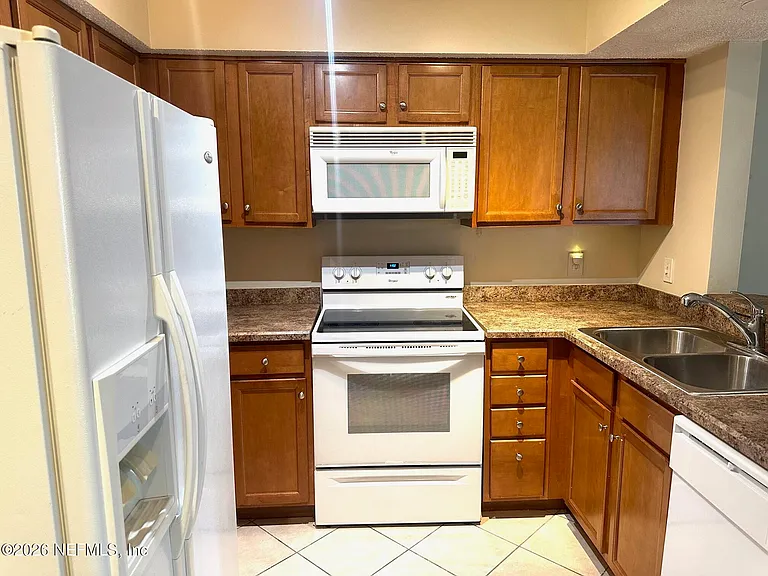 12171 Beach Blvd #703 — Photo 7