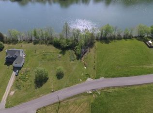 Harbor Dr, Clinton, TN 37716