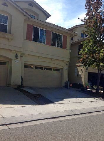 1st image of 152 Franich Dr
