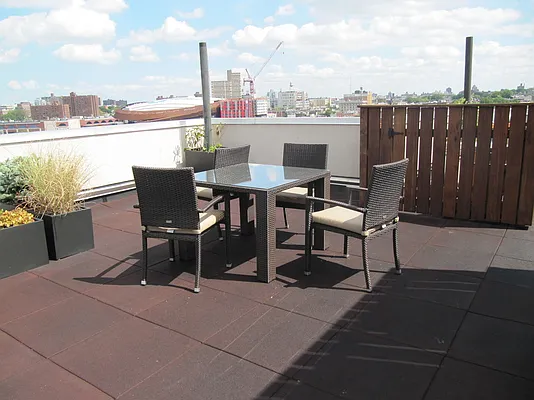 Rented by RES New York | media 13