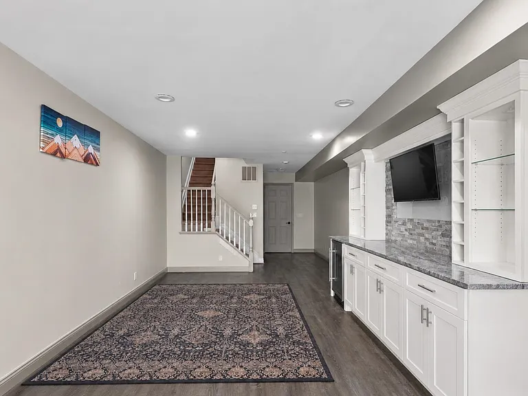 209 Blue Heron Dr — Photo 23