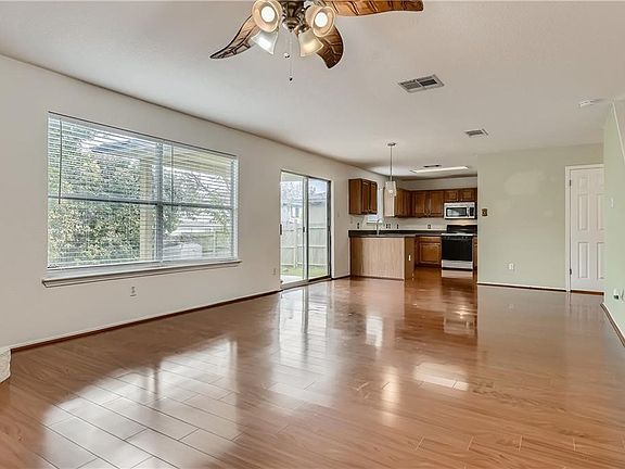 3rd image of 17413 Wiseman Dr