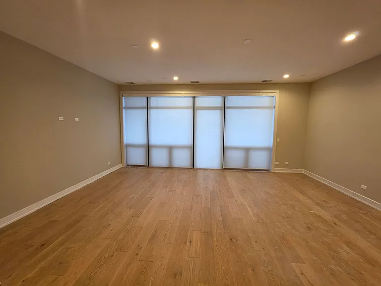 1203 W Augusta Blvd — Photo 6