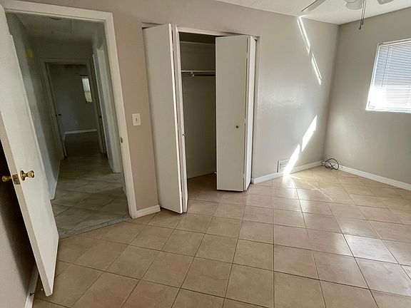3rd image of 653 Heritage Ln #A