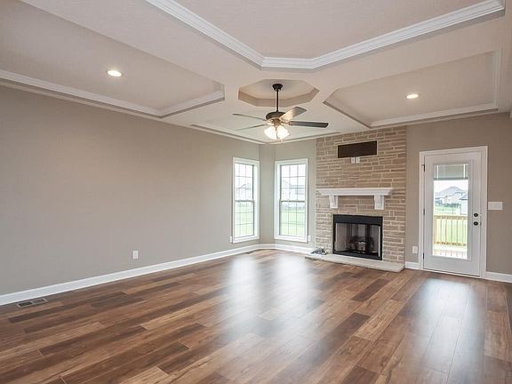 3rd image of 125 Jackbat Ct Lot 182