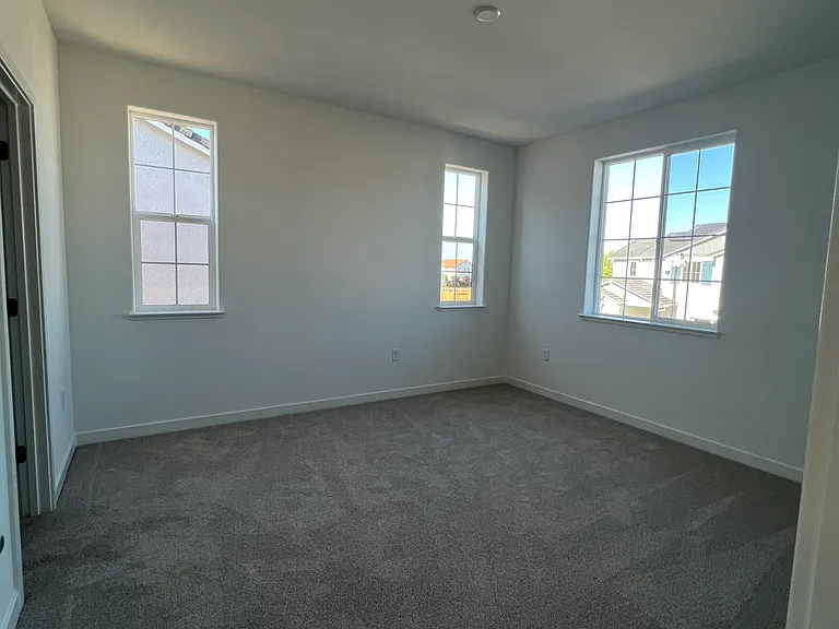 11934 Granzella Way — Photo 12