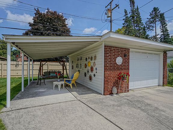 5th image of 14800 Arcola St