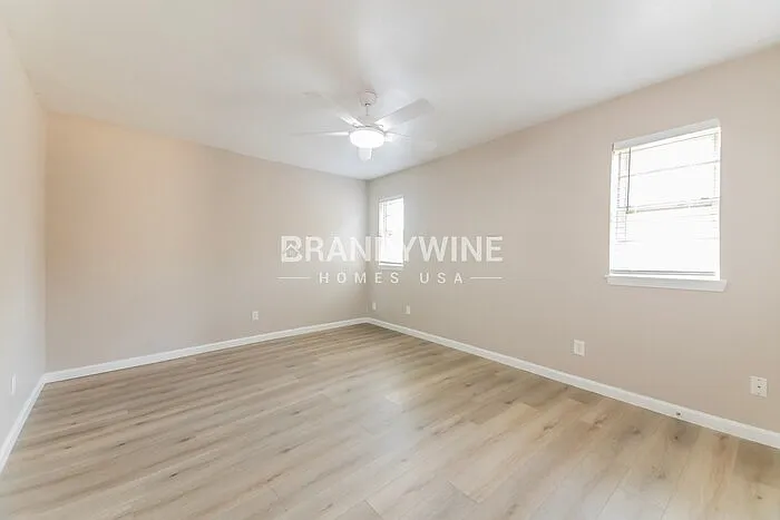 5010 Collingwood Dr — Photo 12