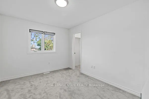 37 Delena Ave S — Photo 24