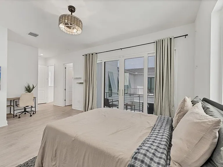 6028 Red Mangrove Ln — Photo 39