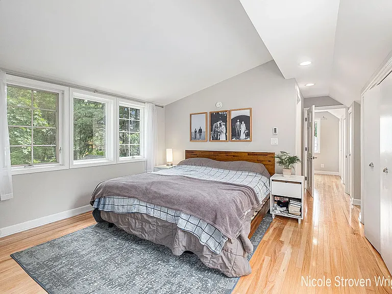 2125 Englewood Dr SE — Photo 11