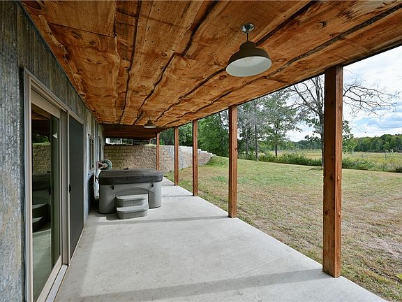 5th image of 3221 Birch Road