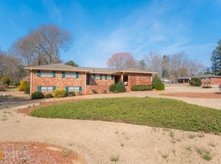 1623 E Lake Dr, Marietta, GA 30062