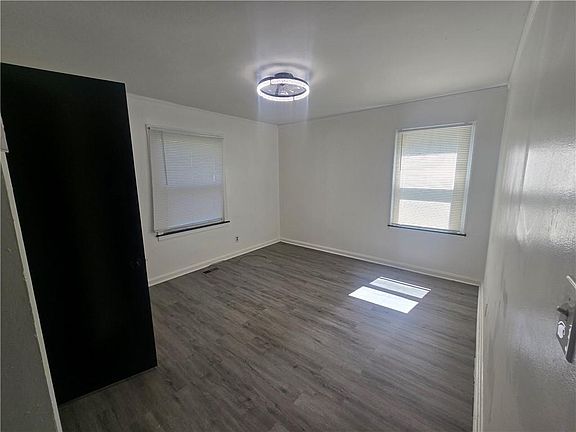 5th image of 754 Pegg Rd SW