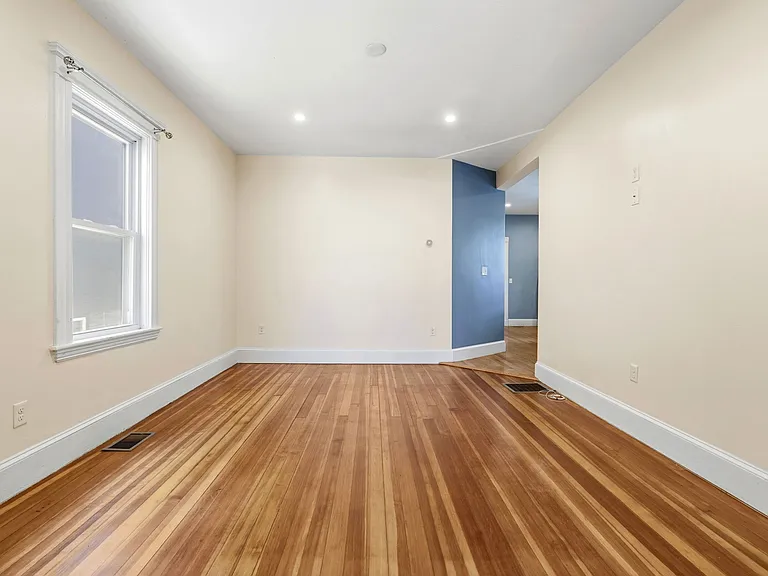 47 Metropolitan Ave #1 — Photo 7