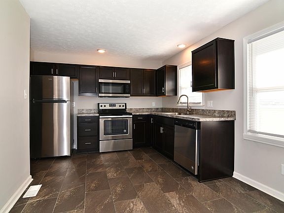 4th image of 9600 Shoshone Way
