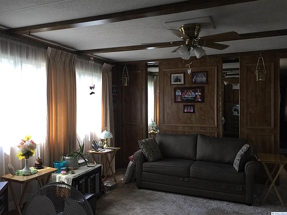 3rd image of 627 N Owen Ave