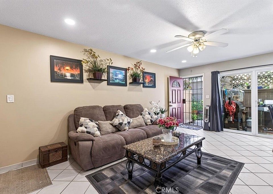 1st image of 30816 Avenida De La Vis