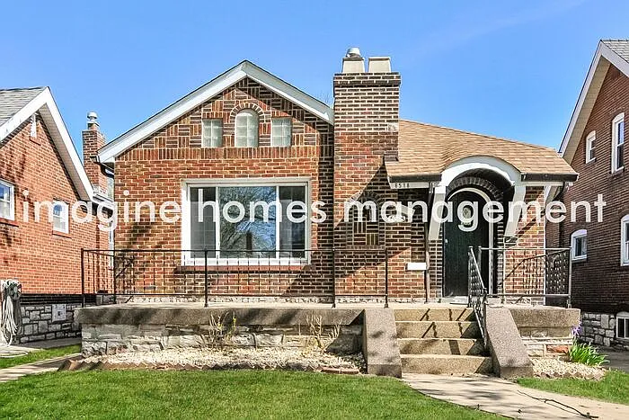 2 bed, 1.0 bath, 1000 sqft, $1,895 — Photo 1