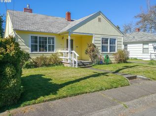718 W Union St, Roseburg, OR 97471
