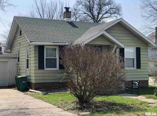 323 W Chandler St, Macomb, IL 61455