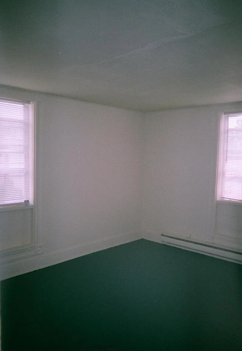 1 bed, 350 sqft, $1,200 — Photo 2