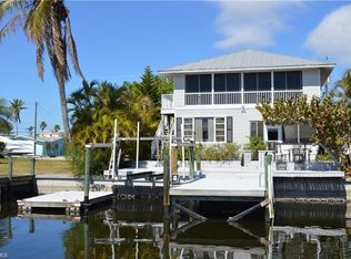 2789 Bruce St, Matlacha, FL 33993