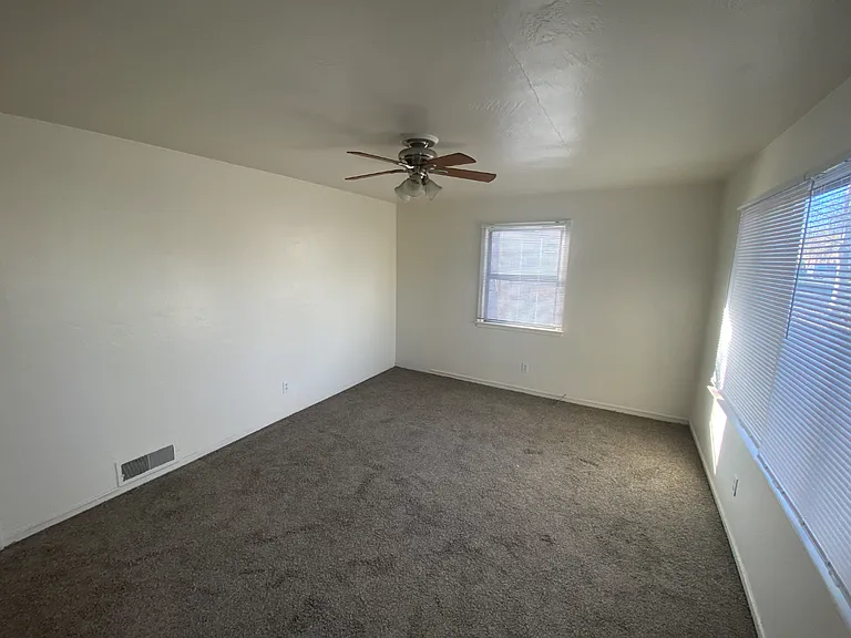 1670 Kirman Ave — Photo 3