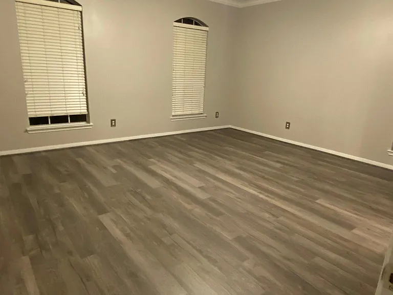 9403 Meadow Point Ct — Photo 11