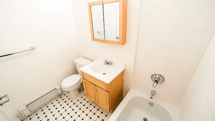 Rented by Nooklyn NYC LLC | media 10