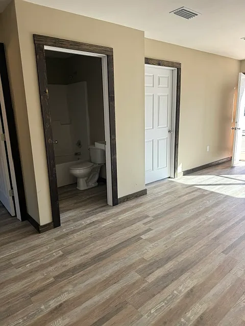 199 Mustang Drive APT # 301 - 301 — Photo 2