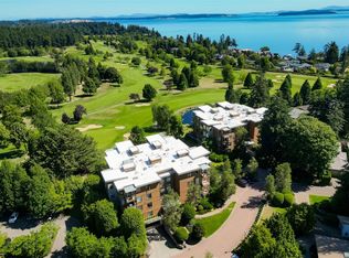 5329 Cordova Bay Rd #408, Saanich, BC V8Y2L3