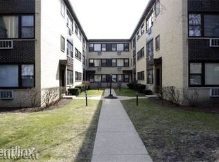 1911 W Touhy Ave, Chicago, IL 60626