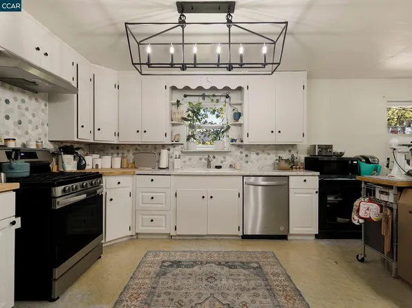 621 3rd St, Willows, CA 95988