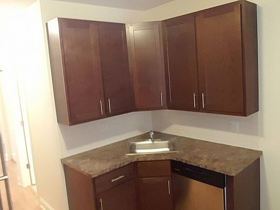2nd image of 4869-70 N Washtenaw Ave #3