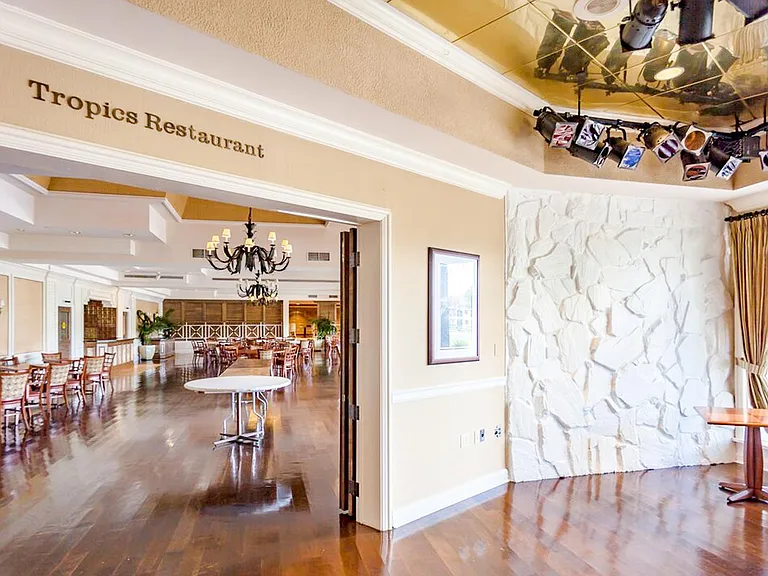 Tropics Restaurant - only 200 yards from villa