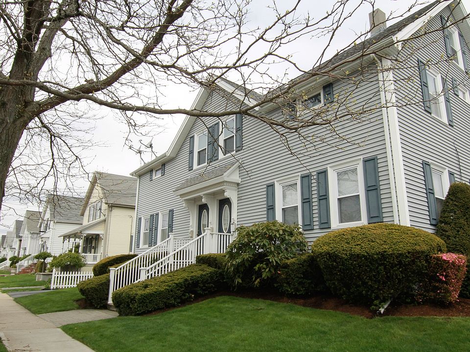 1st image of 150 Grove Ave