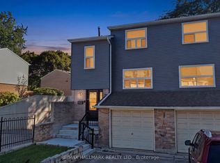1050 Shawnmarr Rd #145, Mississauga, ON L5H 3V1